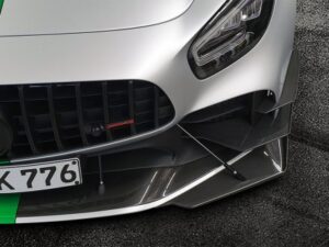 VOLLCARBON FRONTSPLITTERECKEN FÜR AMG GT R PRO